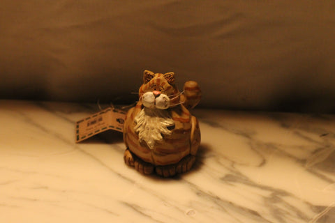 Blossom Bucket Cat figurine - calico 3 1/2"