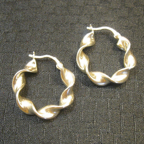 SS Sterling Silver Earrings on hinged post twisted design